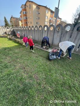 Čistilna akcija Vrtec Antona Medveda_5